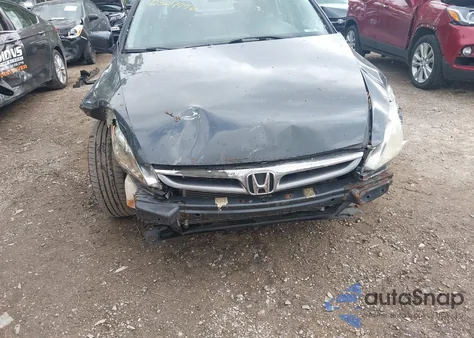 2006 Honda Accord 2.4 Ex из США, поврежденный, VIN 1HGCM56796A042268